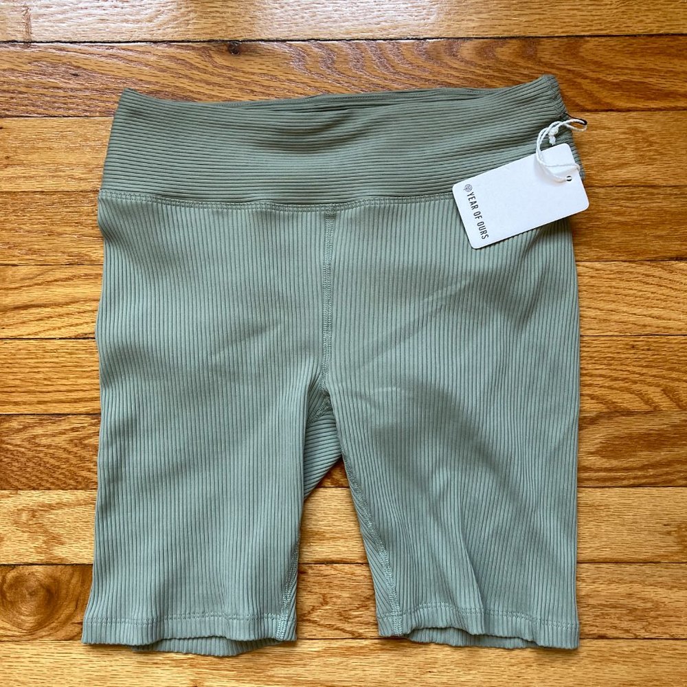 Year of Ours Ribbed Biker Short Medium Sage NWT!